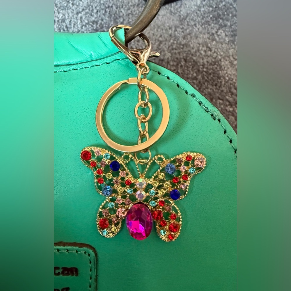 Fashion Jewelry Vibrant Gold tone Butterfly‎ Keychain and Bag Charm